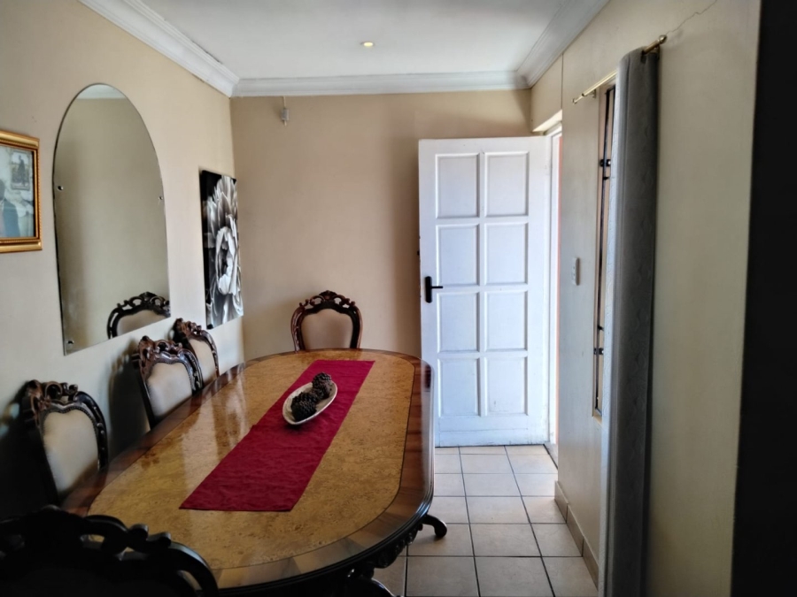 3 Bedroom Property for Sale in Eersterivier South Western Cape
